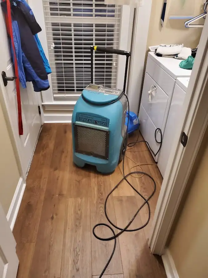 Commercial dehumidifier deployed for Crawl Space Restoration in Sumter